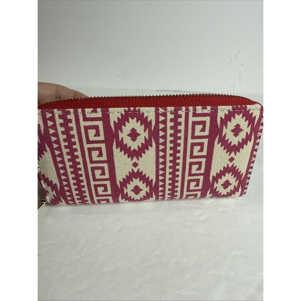 Wallet Zippered Pink Aztec Design Multi Compartment Coin Card 8x4 In - Picture 3 of 4